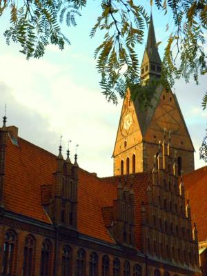 Marktkirche und altes Rathaus in Hannover - Wolfgang Bergter - auf Array - Array - Marktkirche und altes Rathaus in Hannover - Wolfgang Bergter - auf Array - Array -