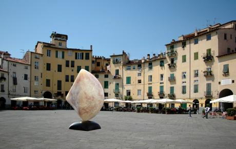 Lucca - Gerhard Bär - auf - Array - Lucca - Gerhard Bär - auf - Array -