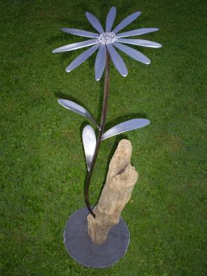 ---Metall Blume-- - Klaus Rist - auf - Array - ---Metall Blume-- - Klaus Rist - auf - Array -