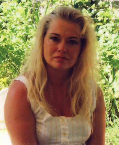 Künstler Gabriele Pfeiffer Künstler Gabriele Pfeiffer